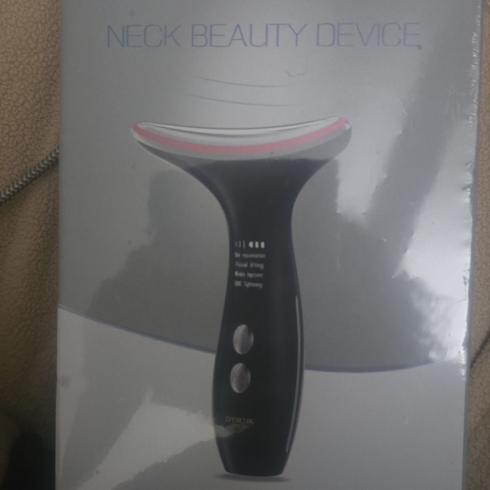 Black Neck Beauty Device